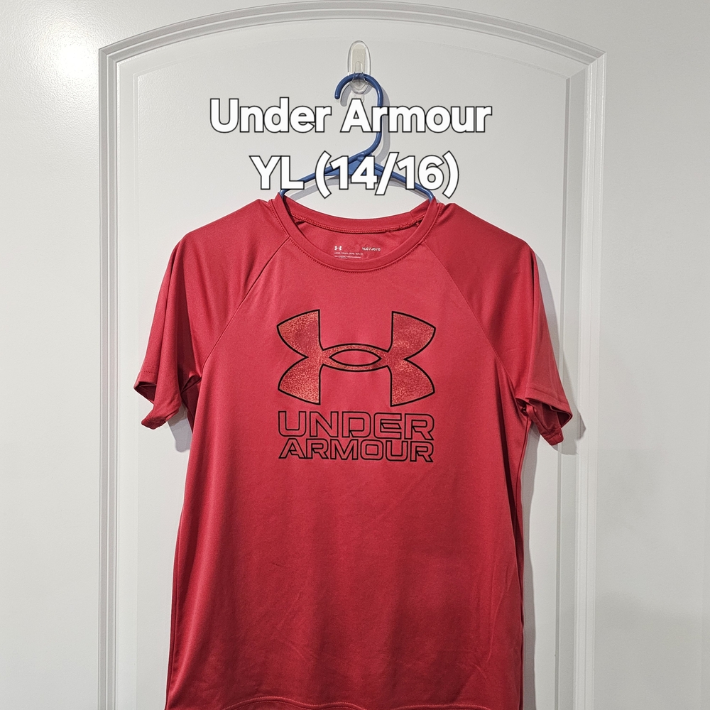 YL (14/16) | Under Armour | Red Short Sleeve Tee